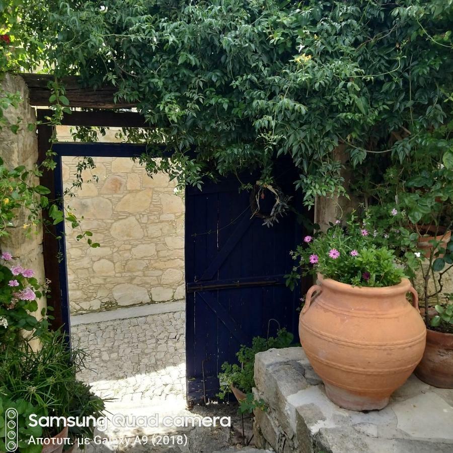 Ble Mavi - Studio For 2 (Adults Only) Omodos Exterior photo